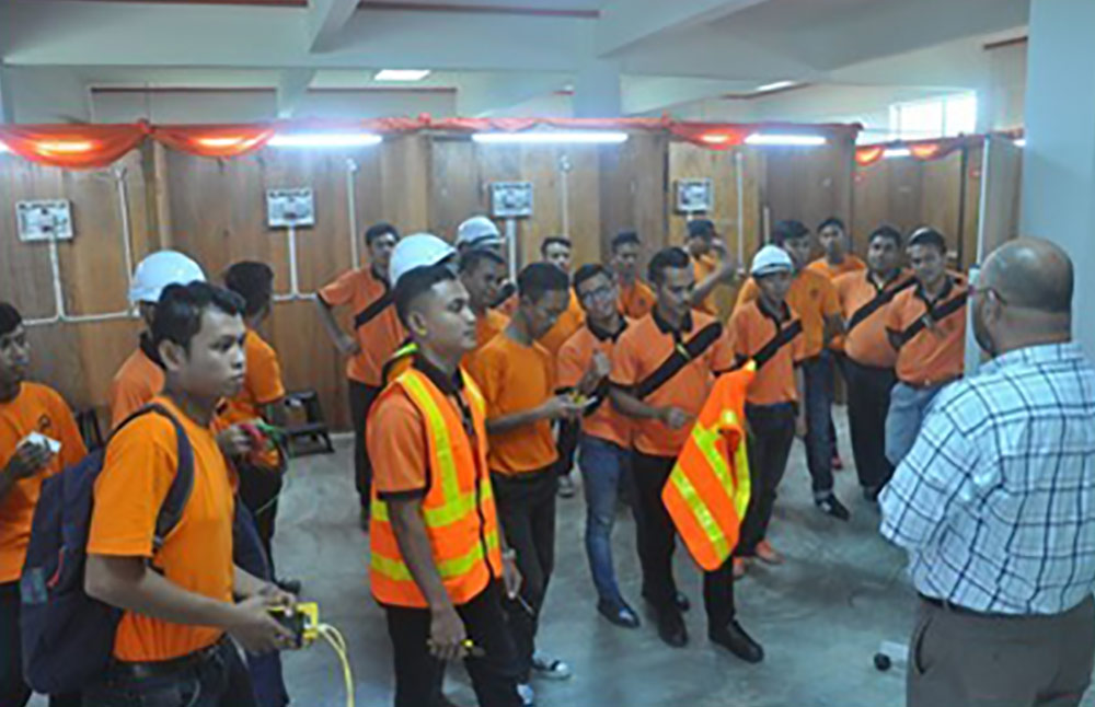 WIREMEN-PLUS-LAB