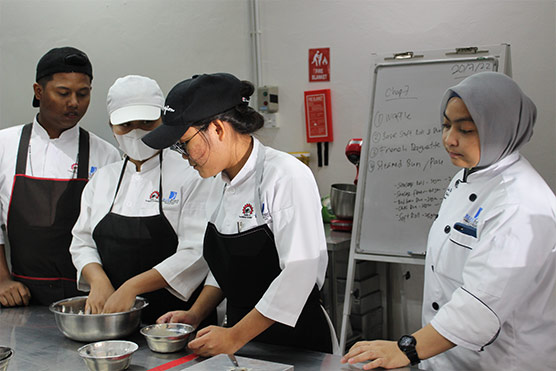 Hospitality & Tourism